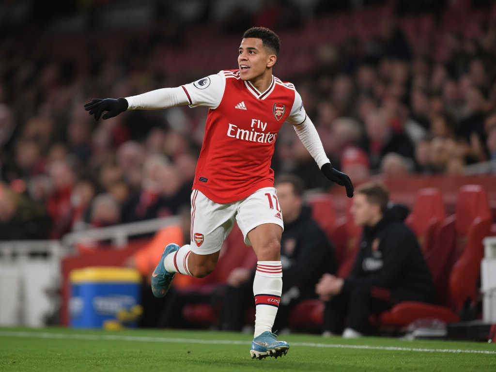 别再说枪手缺中锋！替补双响成锋线利器！